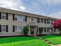 $1,275 / Month Apartment For Rent: 1318 W. Graham Road # B - Suburban Living At Sc...