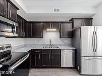 $1,250 / Month Apartment For Rent: 1513 Wilma Rudolph Blvd #8 - Biltmore Luxury To...