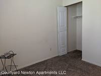$750 / Month Apartment For Rent: 1453 N 11th Ave E Unit 6B - Courtyard Newton Ap...