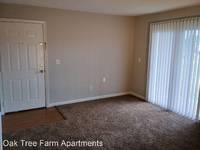 $790 / Month Apartment For Rent: 2103 Oak Tree Villa Drive Apt. H - Oak Tree Far...