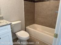 $1,350 / Month Apartment For Rent: 6942 Crestway Rd Unit 2 - Marshall Reddick Real...