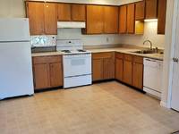 $905 / Month Apartment For Rent: 1118G Kingbolt Circle Dr. - The Century Group I...