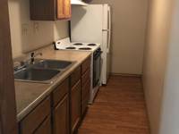 $800 / Month Apartment For Rent: Beds 2 Bath 1 - Www.turbotenant.com | ID: 11367204
