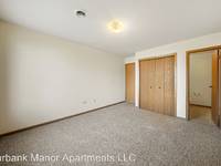 $1,350 / Month Apartment For Rent: 130 Pinehurst Court - Burbank Manor Apartments ...