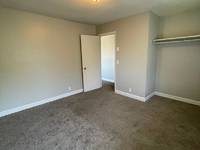 $625 / Month Apartment For Rent: 405 Oak St. - B10 - Three Bedroom, One Bath In ...