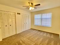 $1,395 / Month Apartment For Rent: 615 NE Lynn St Apt A - MGC Leasing & Proper...