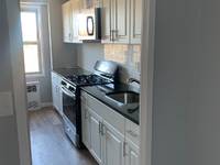 $1,700 / Month Apartment For Rent
