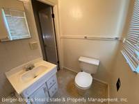 $950 / Month Apartment For Rent: 1100 GOLD AVE SW # 1 - Berger-Briggs Real Estat...