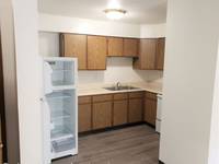 $765 / Month Apartment For Rent: 408 E 13th St 10 - Burbank Village Apartments |...