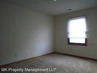 $900 / Month Apartment For Rent: 1838 Anderson - 11 - MK Property Management LLP...