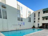 $2,195 / Month Apartment For Rent: 6210 Reseda Blvd, Unit 306 - Tarzana Five Prope...