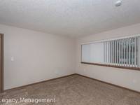 $625 / Month Apartment For Rent: 3540 N Main Street Apt 2 Apt 2 - Candlelight Co...