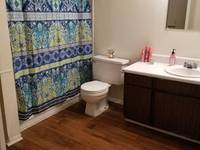 $825 / Month Apartment For Rent: Beds 2 Bath 1 Sq_ft 970- Www.turbotenant.com | ...