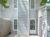 $1,350 / Month Apartment For Rent: Hammock Pl. And Pinna Ct. - Beautiful 2 Bed/2.5...