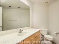 $2,200 / Month Home For Rent: 1401 N Fourth St # 127 - April Knapp - Realty E...