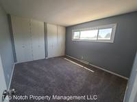 $655 / Month Apartment For Rent: 2925 Dubuque Street - 6S - Top Notch Property M...