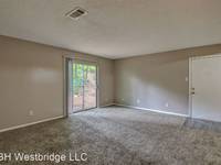 $825 / Month Apartment For Rent: 2123 Labette Manor Dr - 8 - H12 - Westbridge Ap...