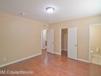 $1,200 / Month Apartment For Rent: 1300 Florida St Apt 4 - RBM Edwardsville | ID: ...