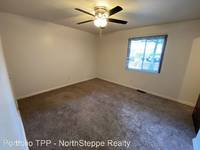 $1,099 / Month Apartment For Rent: 111 W Hudson St 1H - Portfolio TPP - NorthStepp...