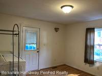 $2,695 / Month Home For Rent: 10217 Rounding Run - Berkshire Hathaway PenFed ...