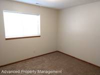 $900 / Month Apartment For Rent: 1012 Fremont Street - Unit 1 - Advanced Propert...
