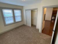 $1,150 / Month Apartment For Rent: 1404 E State St #5 - Homes Now | ID: 11018324