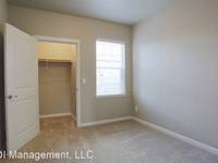 $1,955 / Month Apartment For Rent: 1827 Wiltsey Rd SE - 108 - WHITE OAK LUXURY A B...