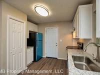 $1,295 / Month Home For Rent: 713 Taylor Street - BMB Property Management, LL...