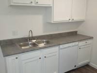 $800 / Month Apartment For Rent: 3450 N. Stone Ave - 112 - AZ 1st Realty Managem...