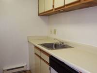 $1,050 / Month Apartment For Rent: 499 Beaumont Ave - 10 - STAR Property Managemen...