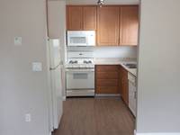 $2,595 / Month Apartment For Rent: 3094 Lake Drive - G-4 - Sea Breeze Apartments |...