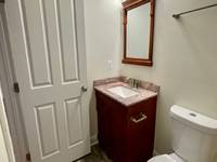 $1,400 / Month Apartment For Rent: 201 S Conkling Street Unit 4 - 201 South Conkli...