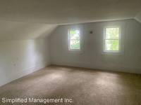 $2,100 / Month Apartment For Rent: 48-50 Green St. - Unit 3 - Simplified Managemen...
