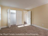 $960 / Month Apartment For Rent: 3262 Lake Heights Drive Apt D - Pillar Real Est...