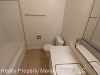 $800 / Month Apartment For Rent: 533 Palomas Dr SE - Unit A - Rhino Realty Prope...