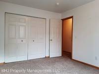 $1,650 / Month Home For Rent: 1399 N Heights Ave - BHJ Property Management, L...