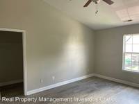 $2,000 / Month Home For Rent: 1006 Chatsworth Dr - Real Property Management I...