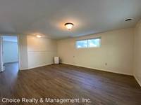 $2,600 / Month Home For Rent: 428 N Clark St - Choice Realty & Management...