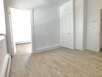 $2,400 / Month Apartment For Rent: Beds 2 Bath 1 - Nice 2 Bedroom Apartment On 3rd...