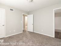 $1,250 / Month Apartment For Rent: 3831 3rd Ave E Apt 161 - Whitworth Real Estate,...