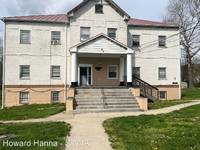 $950 / Month Apartment For Rent: 177 College Drive - Unit 3 - Howard Hanna - SWV...