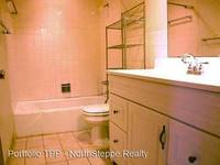 $1,099 / Month Apartment For Rent: 111 W Hudson St 1G - Portfolio TPP - NorthStepp...