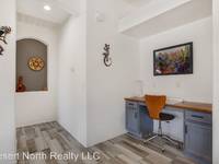 $2,250 / Month Apartment For Rent: 2727 S Drexel - Desert North Realty LLC | ID: 3...