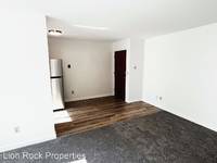 $1,300 / Month Apartment For Rent: 4730-4750 Central Ave NE - 4750-25 - Lion Rock ...