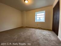 $965 / Month Apartment For Rent: 712 Hemlock Square - John C.R. Kelly Realty, In...