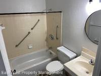 $1,395 / Month Apartment For Rent: 1711 E 1st Street Unit 204 - East West Property...
