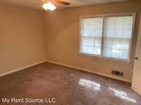 $1,350 / Month Apartment For Rent: 2611 Golfview Terrace SE - 2609 - My Rent Sourc...