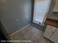 $825 / Month Apartment For Rent: 433 Deeds Ave. - Unit B - Gold Coast Realty Com...