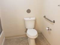 $1,950 / Month Apartment For Rent: 2001 Eastwood - 2001.52 - Solano Property Manag...