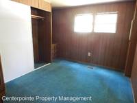 $650 / Month Home For Rent: 32050 N Umpqua Hwy Unit 9 - Centerpointe Proper...